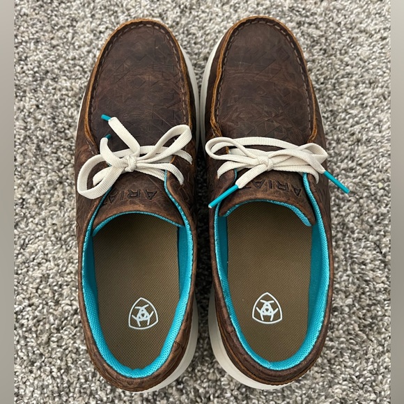 Women’s Ariat Hilo Casual Shoes Brown Leather Turquoise Lining Size 7.5 - Picture 3 of 7